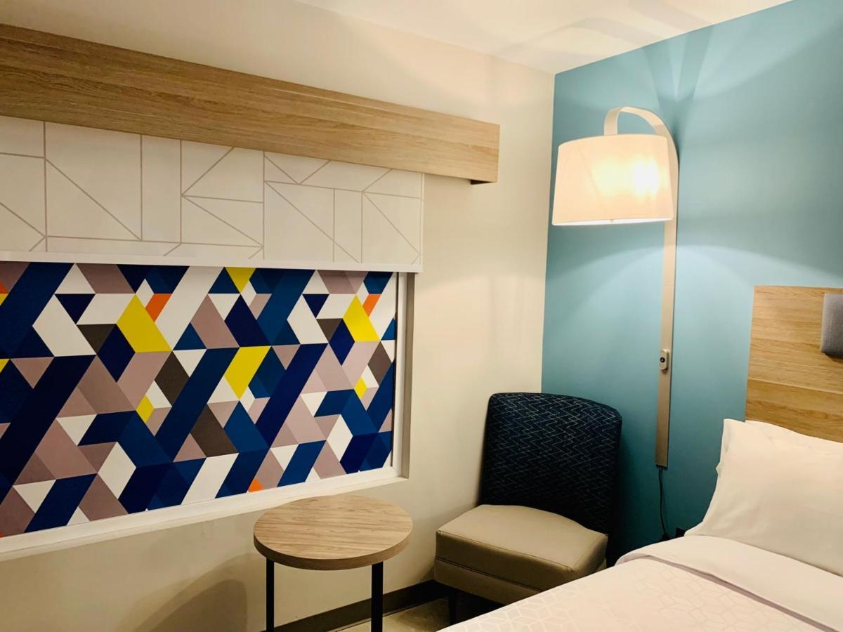 Holiday Inn Express - Guadalajara Vallarta Poniente By Ihg Zapopan Bagian luar foto